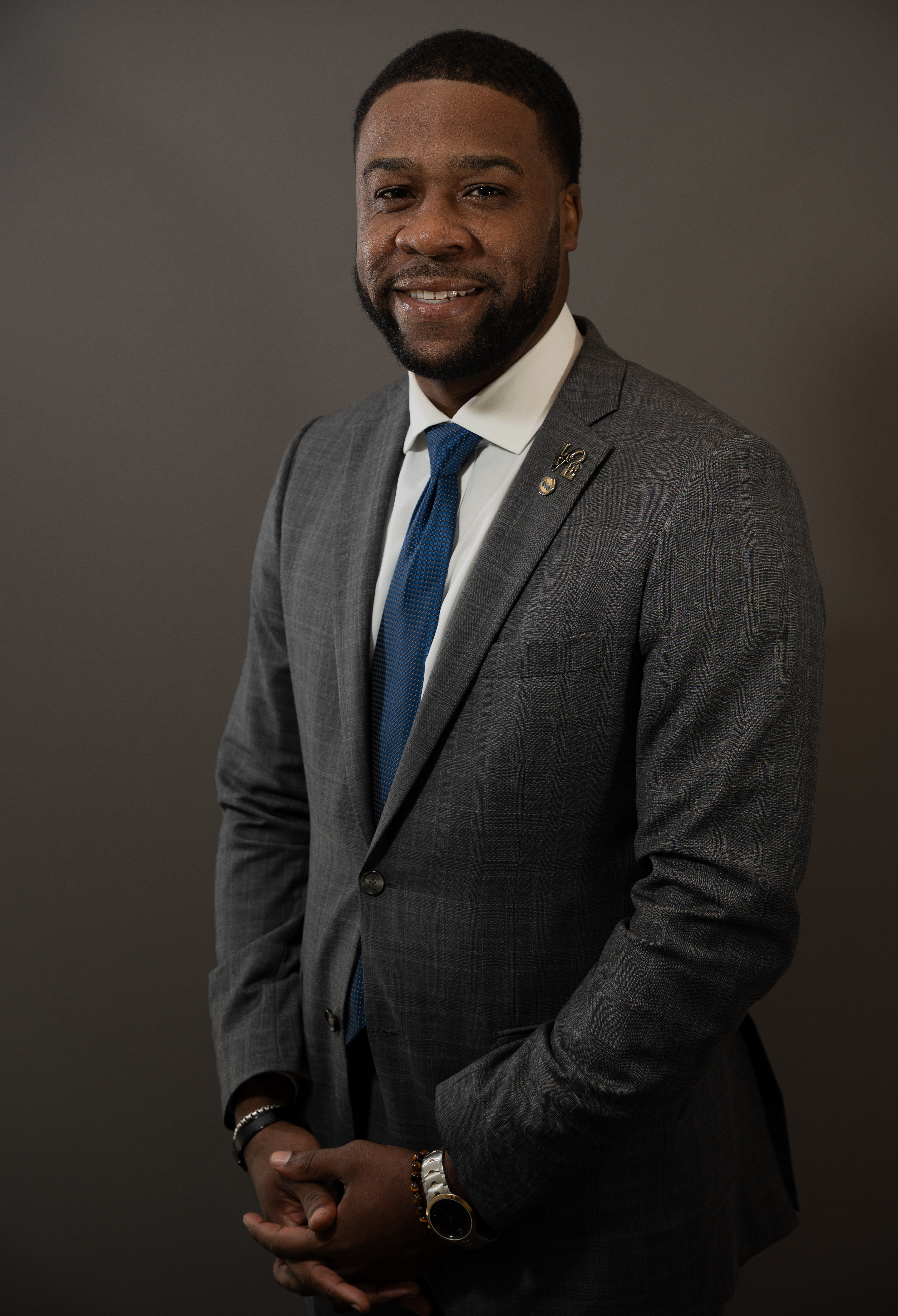 thomas young headshot